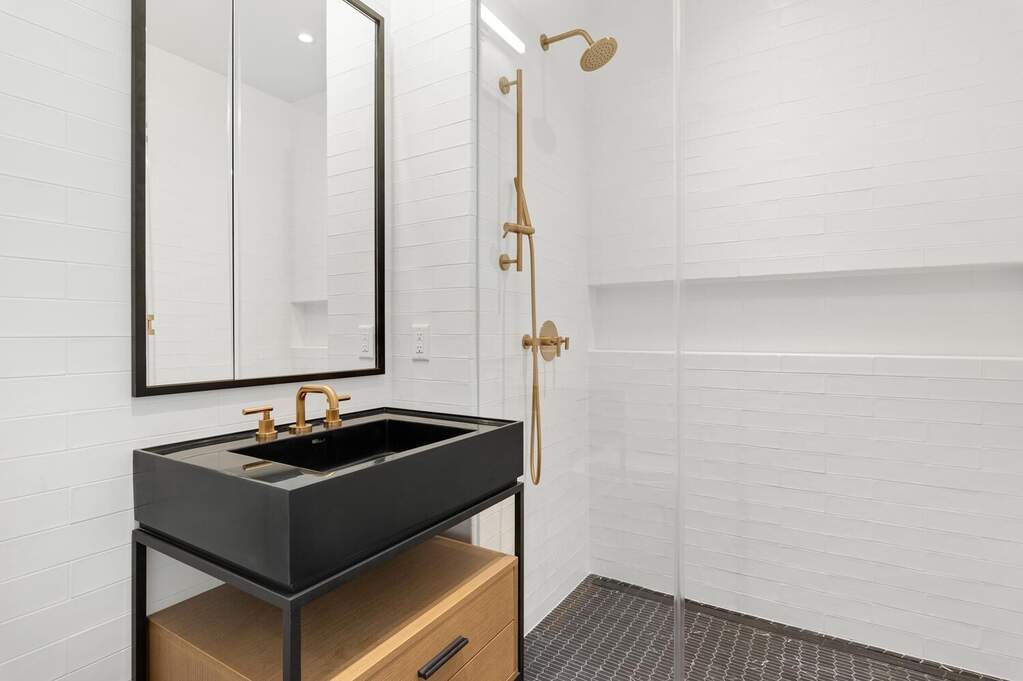 1 Bedroom Apartment/Flat's Image 3