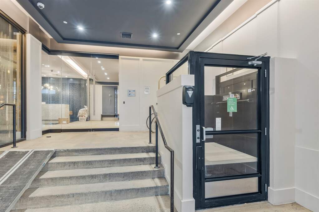 2 Bedroom Apartment/Flat's Image 23