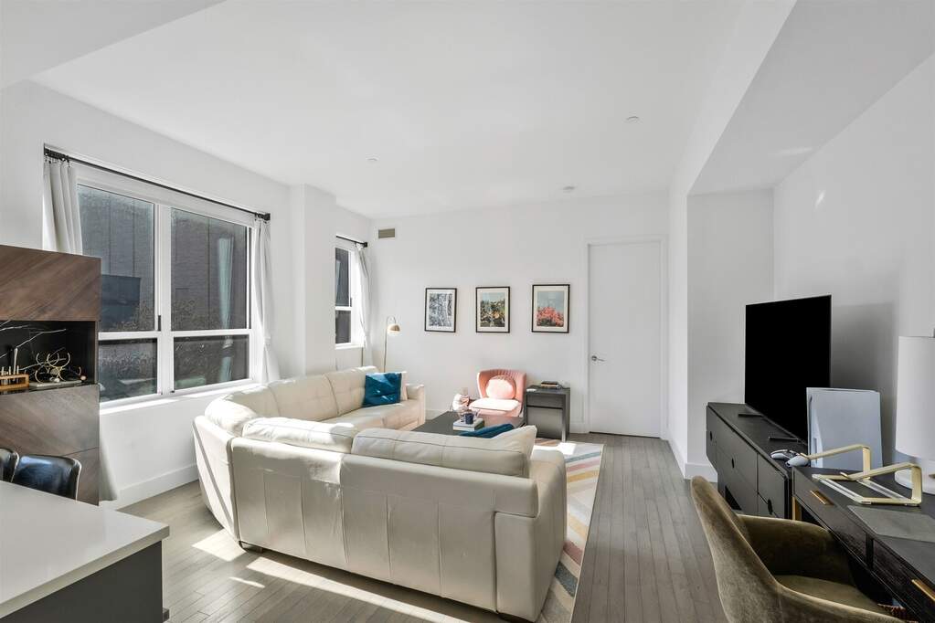 2 Bedroom Apartment/Flat's Image 3