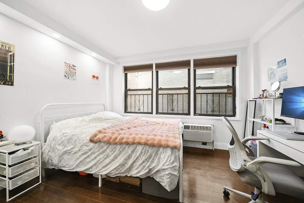 2 Bedroom Apartment/Flat's Image 4