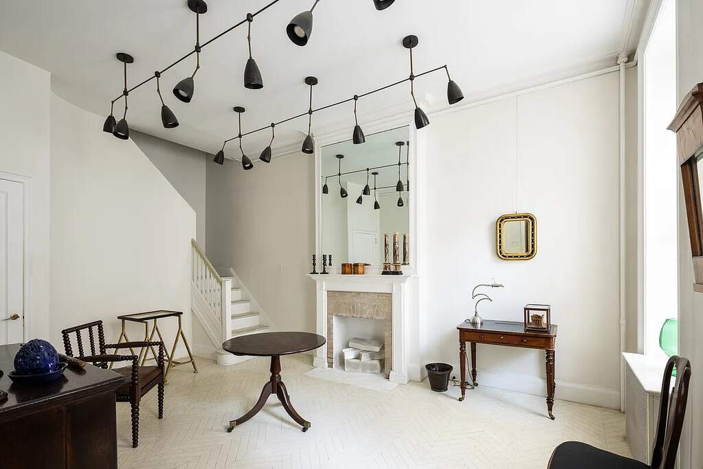 8 Bedroom Villa/Townhouse's Image 17