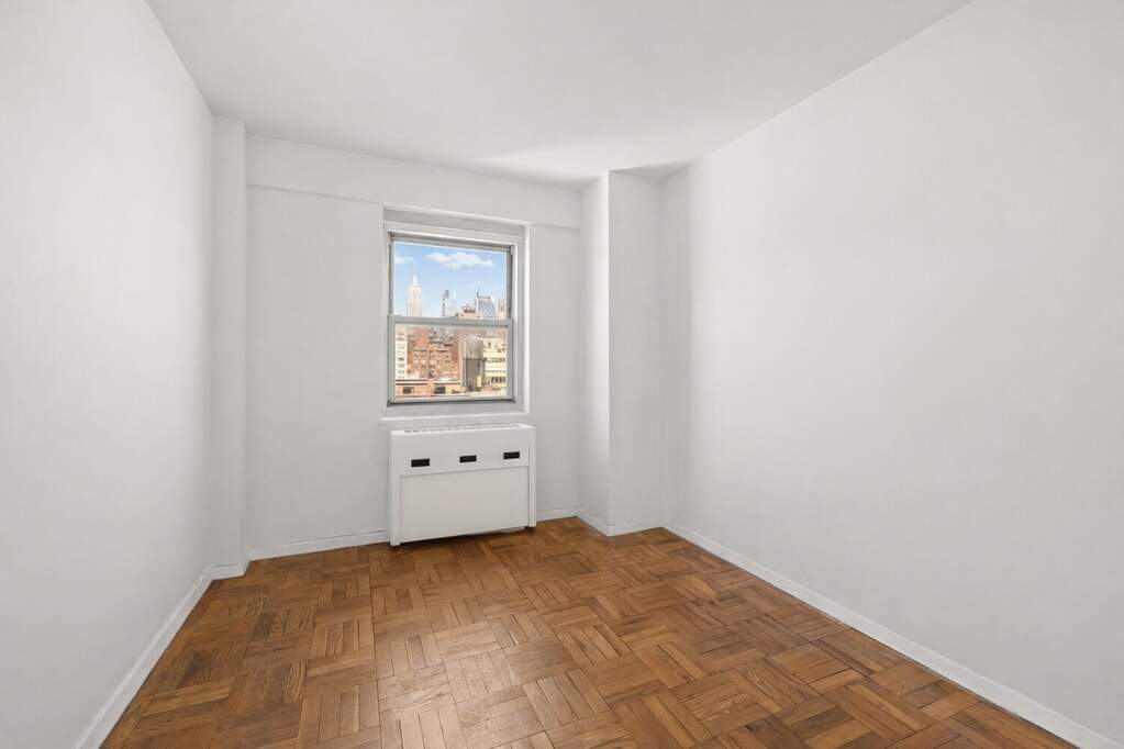 2 Bedroom Apartment/Flat's Image 6
