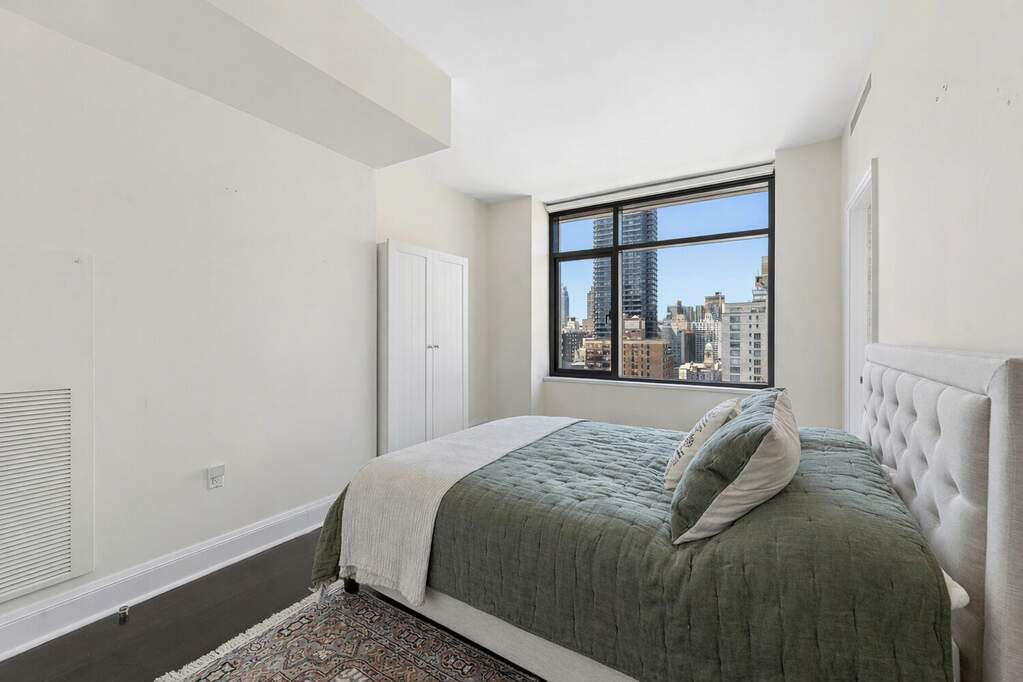4 Bedroom Apartment/Flat's Image 10
