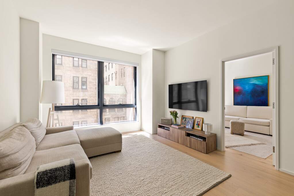 2 Bedroom Apartment/Flat's Image 23