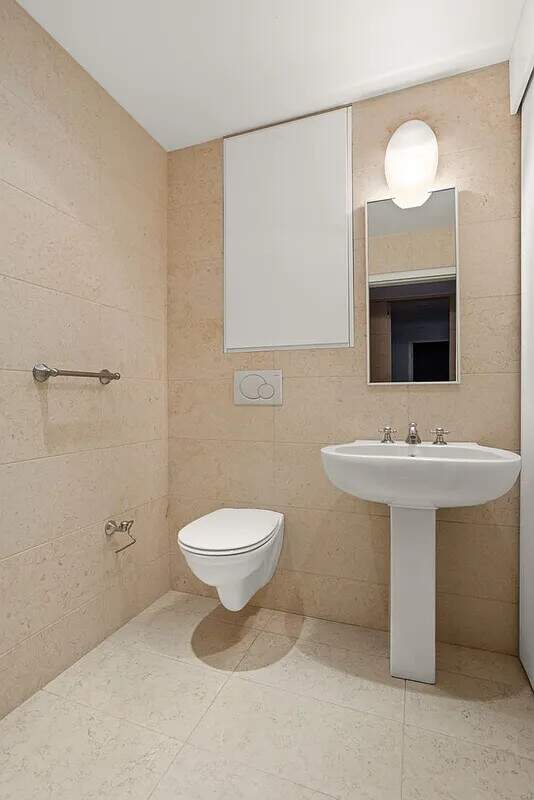 3 Bedroom Apartment/Flat's Image 9