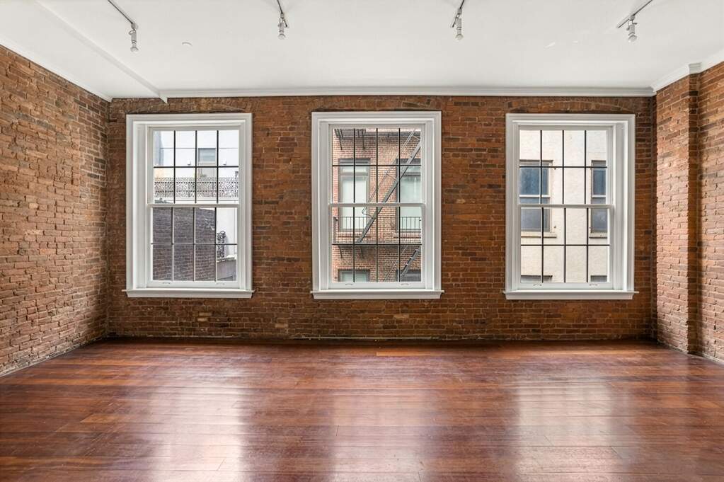 6 Bedroom Apartment/Flat's Image 21