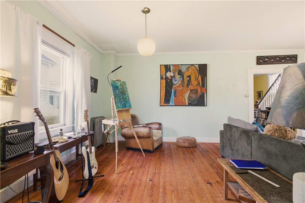 3 Bedroom Single Family Home/House's Image 12