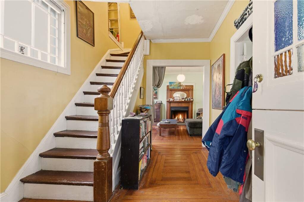 3 Bedroom Single Family Home/House's Image 3