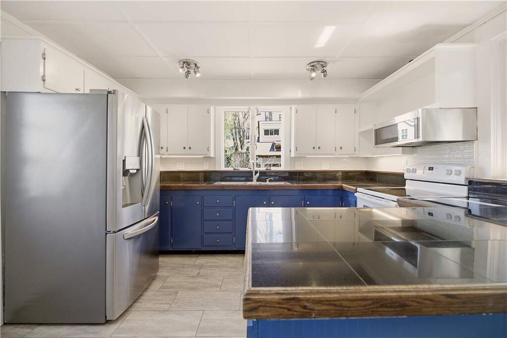 3 Bedroom Single Family Home/House's Image 16