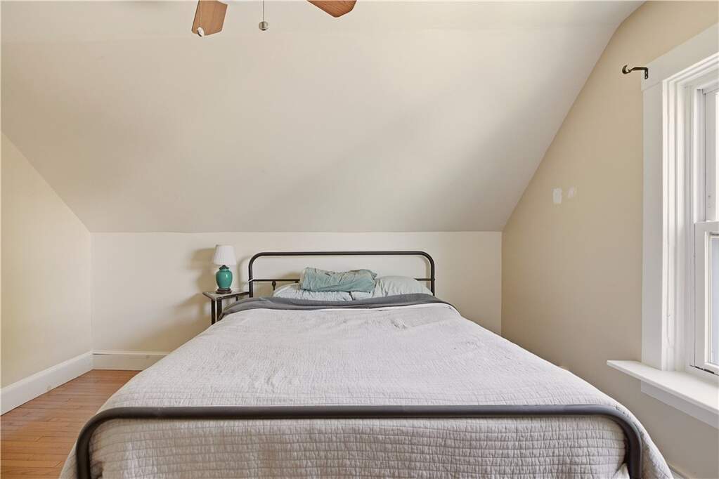 3 Bedroom Single Family Home/House's Image 23