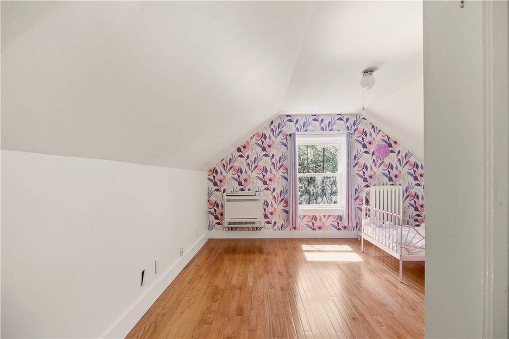 3 Bedroom Single Family Home/House's Image 25