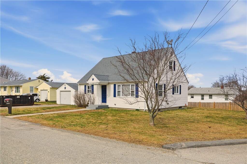 4 Bedroom Single Family Home/House's Image 30