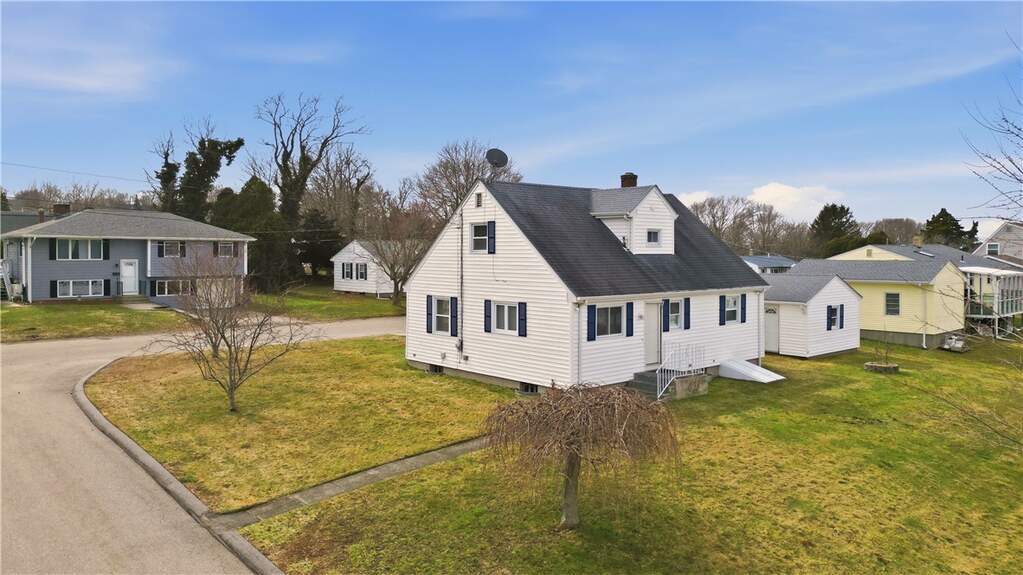 4 Bedroom Single Family Home/House's Image 34