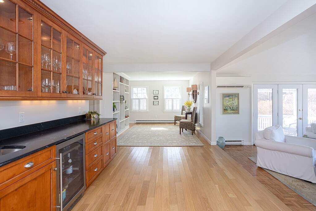 4 Bedroom Single Family Home/House's Image 14