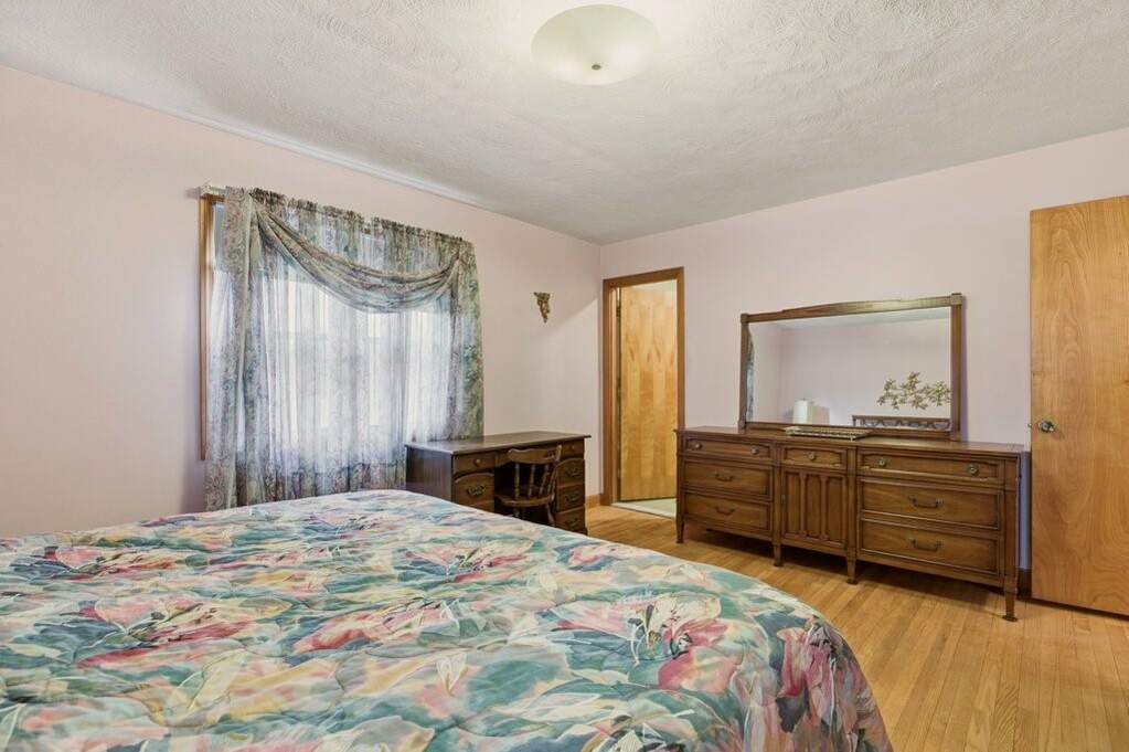 3 Bedroom Single Family Home/House's Image 21