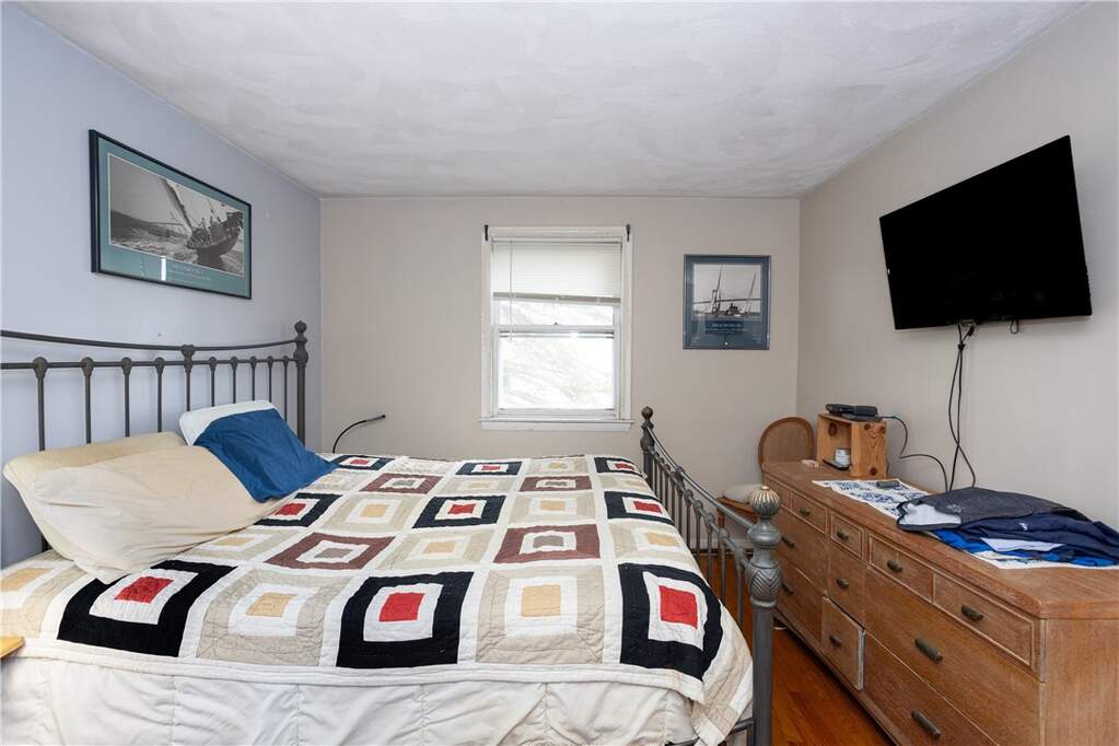 3 Bedroom Single Family Home/House's Image 9