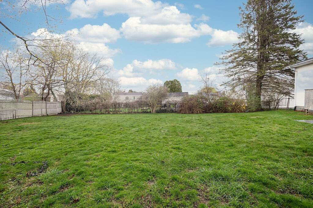 3 Bedroom Single Family Home/House's Image 19