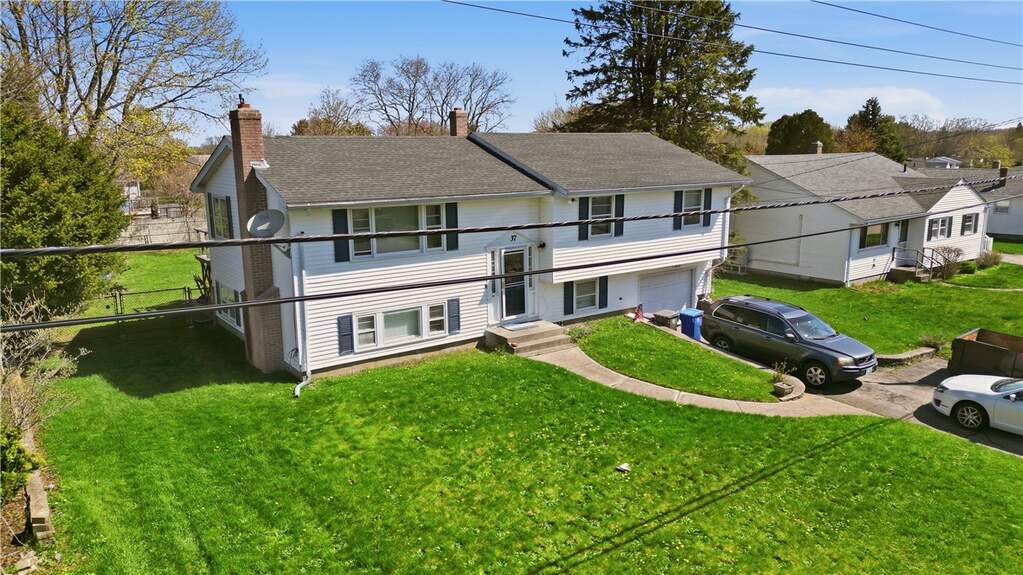 3 Bedroom Single Family Home/House's Image 28