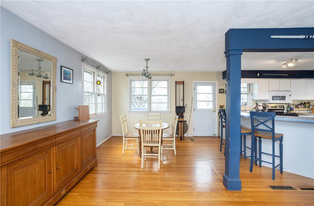3 Bedroom Single Family Home/House's Image 3