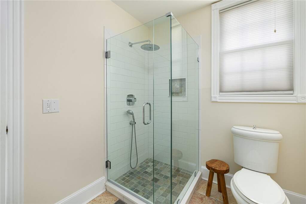 2 Bedroom Single Family Home/House's Image 18