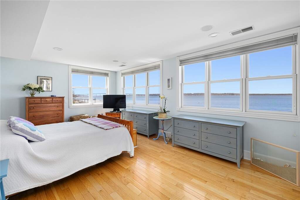 2 Bedroom Single Family Home/House's Image 19