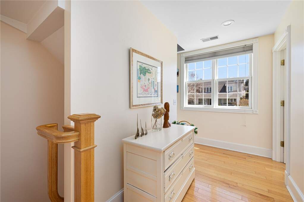 2 Bedroom Single Family Home/House's Image 27
