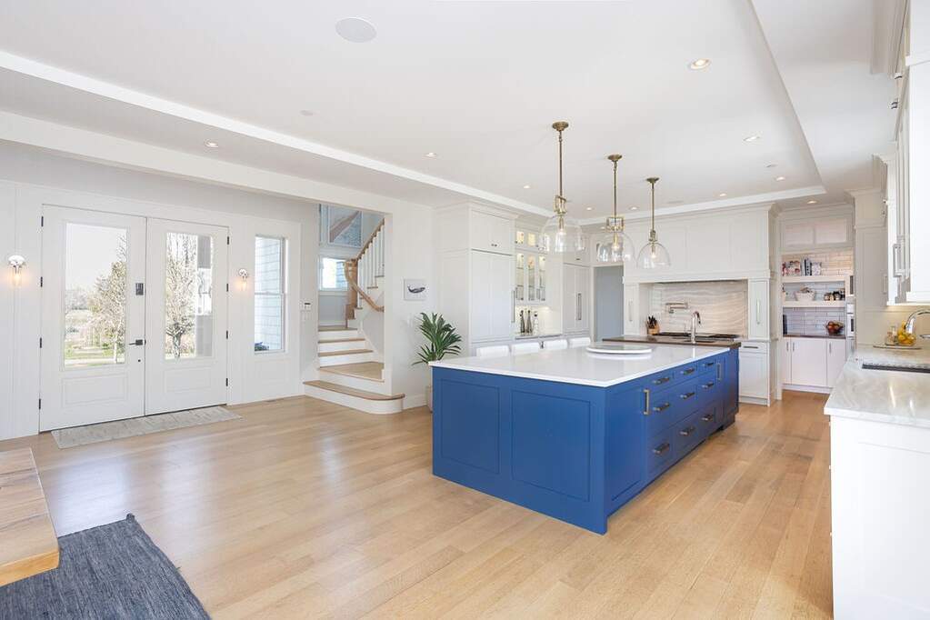 5 Bedroom Single Family Home/House's Image 11