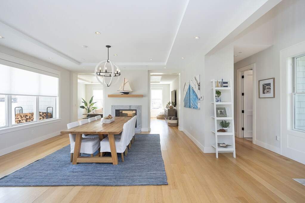 5 Bedroom Single Family Home/House's Image 13