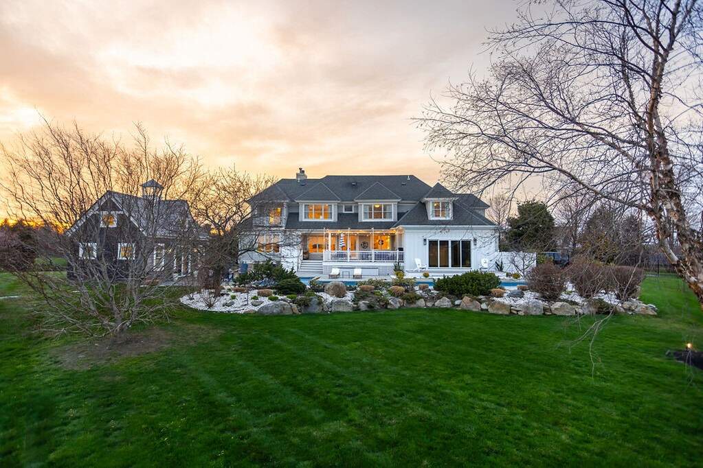5 Bedroom Single Family Home/House's Image 41