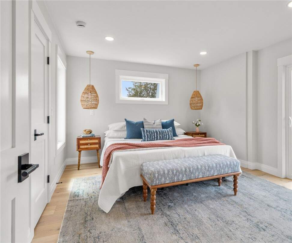 4 Bedroom Single Family Home/House's Image 12