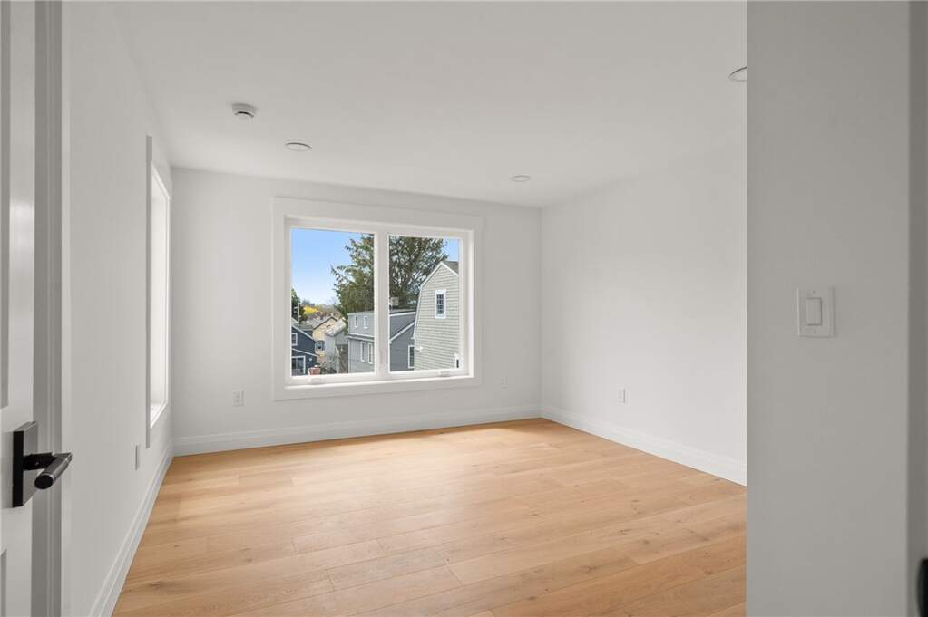 4 Bedroom Single Family Home/House's Image 26