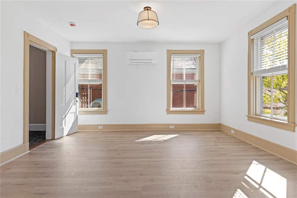 2 Bedroom Apartment/Flat's Image 14