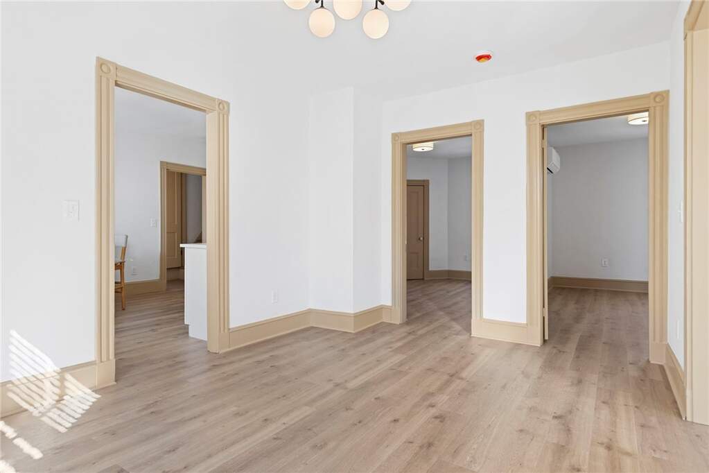2 Bedroom Apartment/Flat's Image 18