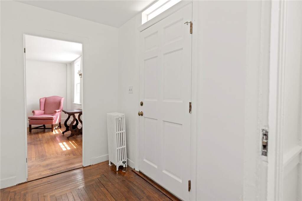 4 Bedroom Single Family Home/House's Image 8