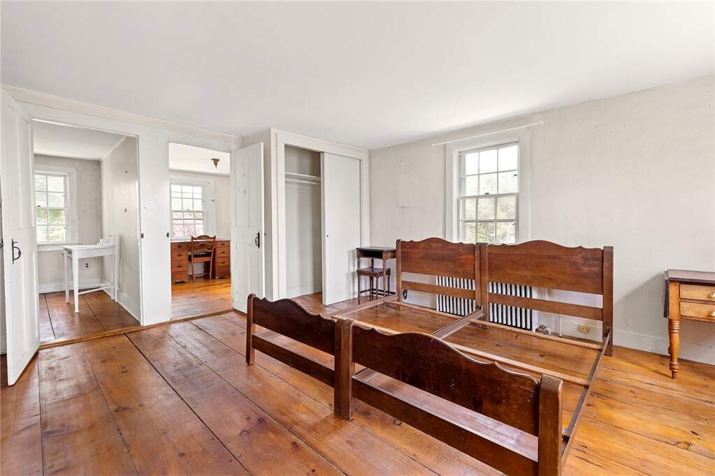 4 Bedroom Single Family Home/House's Image 25