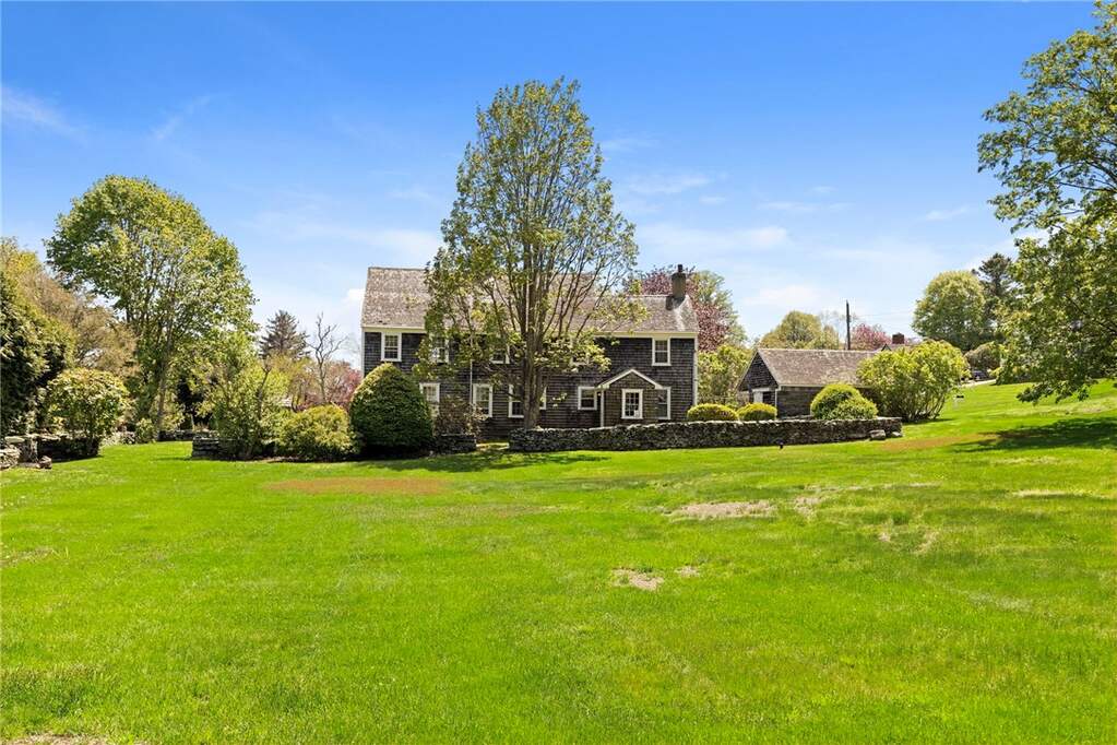 4 Bedroom Single Family Home/House's Image 32