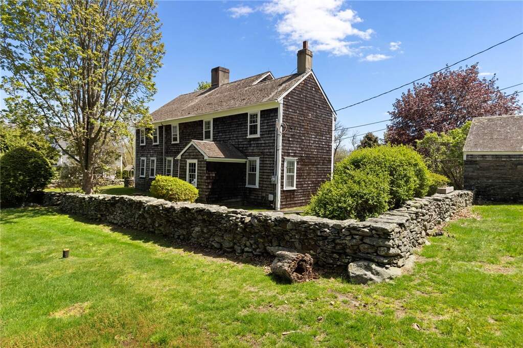 4 Bedroom Single Family Home/House's Image 38