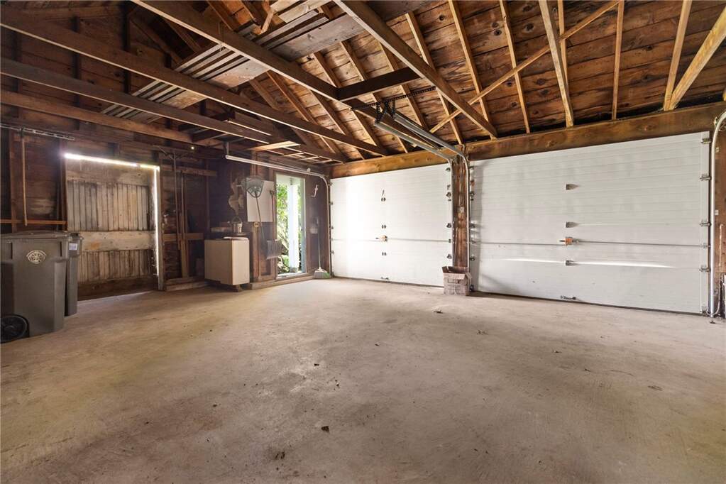 4 Bedroom Single Family Home/House's Image 47