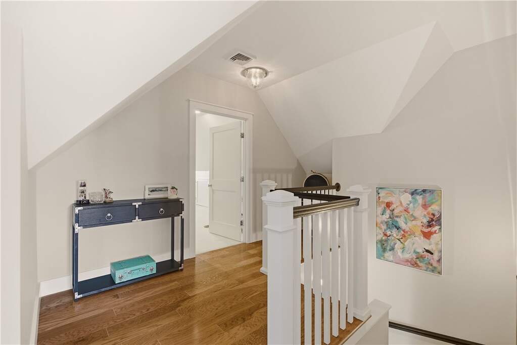 3 Bedroom Single Family Home/House's Image 32