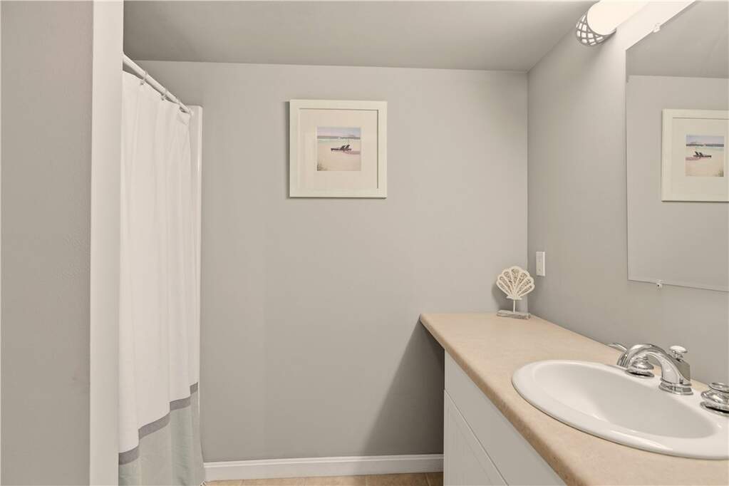 3 Bedroom Single Family Home/House's Image 37
