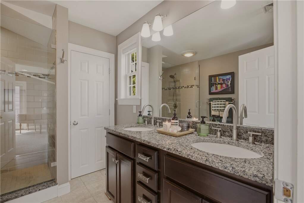 3 Bedroom Single Family Home/House's Image 20