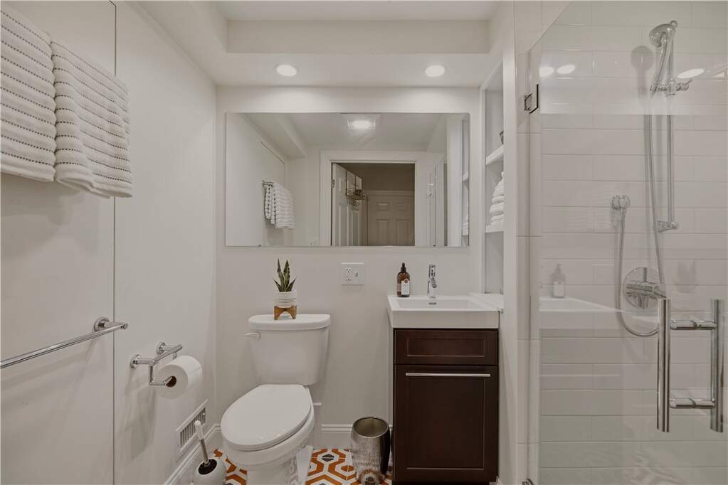 3 Bedroom Single Family Home/House's Image 35