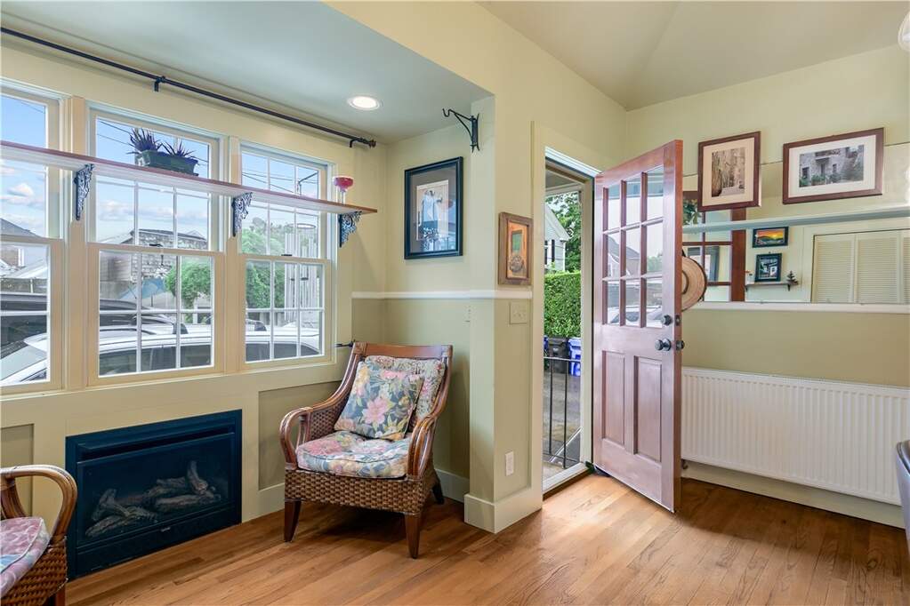 6 Bedroom Multi Unit's Image 17