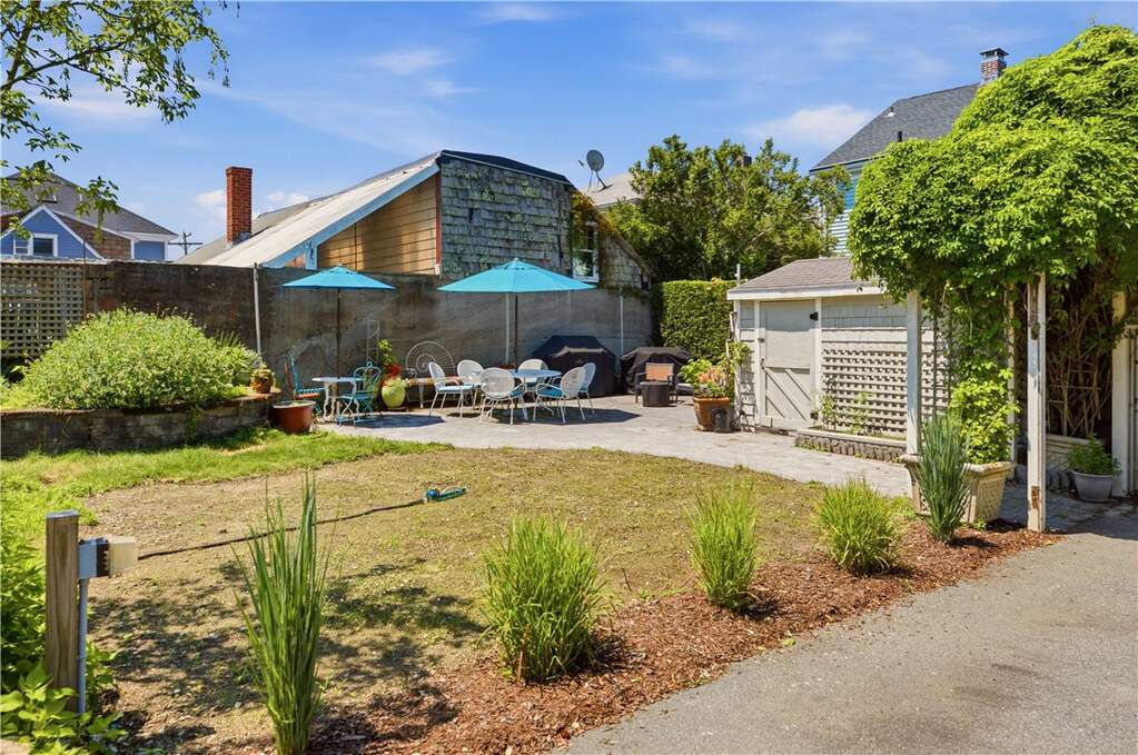 6 Bedroom Multi Unit's Image 30