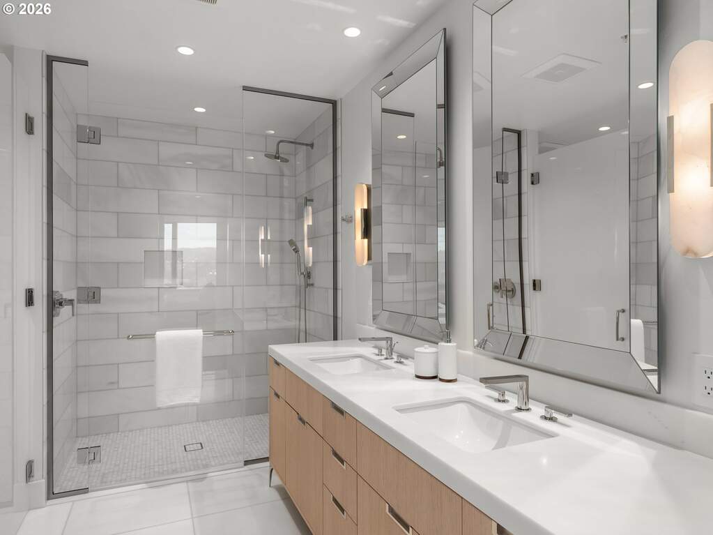 2 Bedroom Apartment/Flat's Image 10