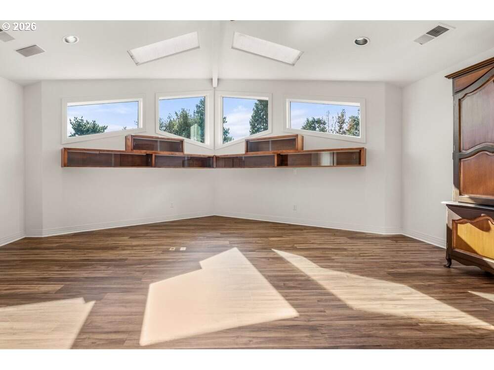 2 Bedroom Single Family Home/House's Image 20