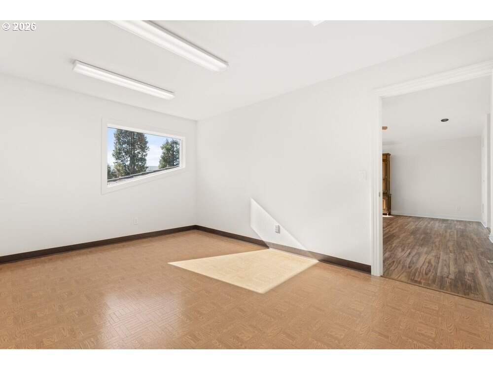 2 Bedroom Single Family Home/House's Image 25