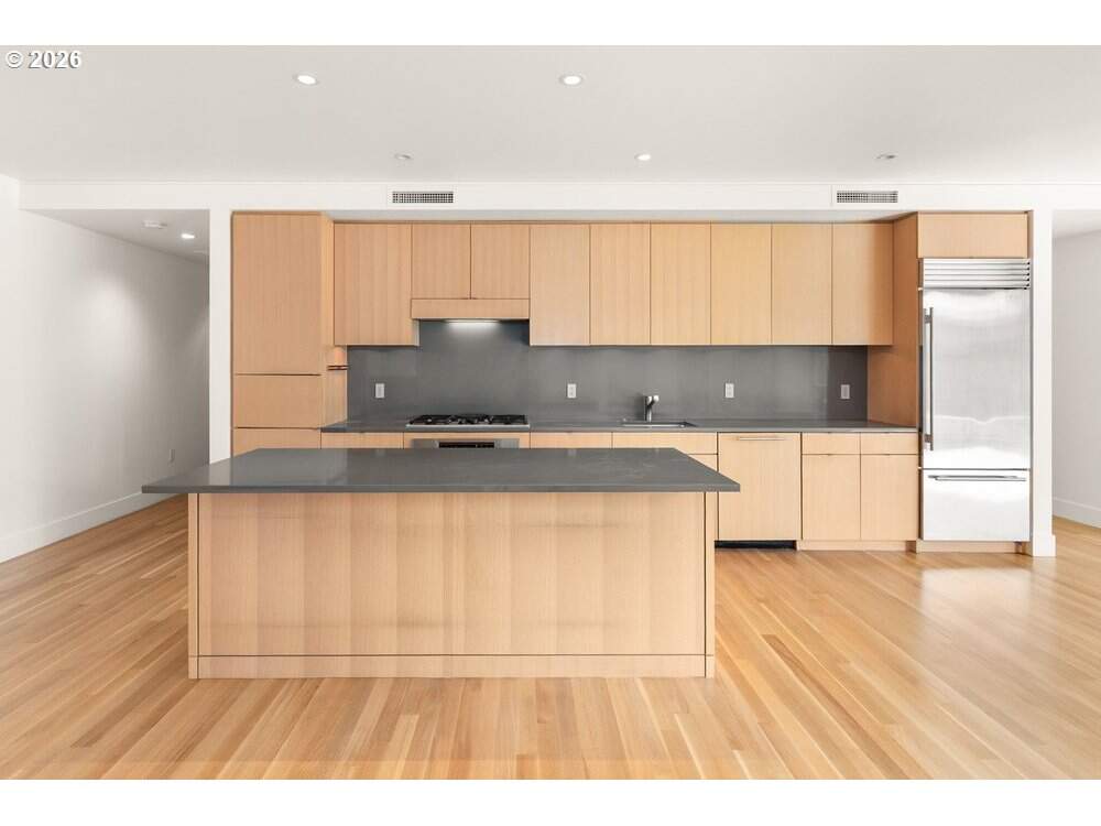 2 Bedroom Apartment/Flat's Image 6