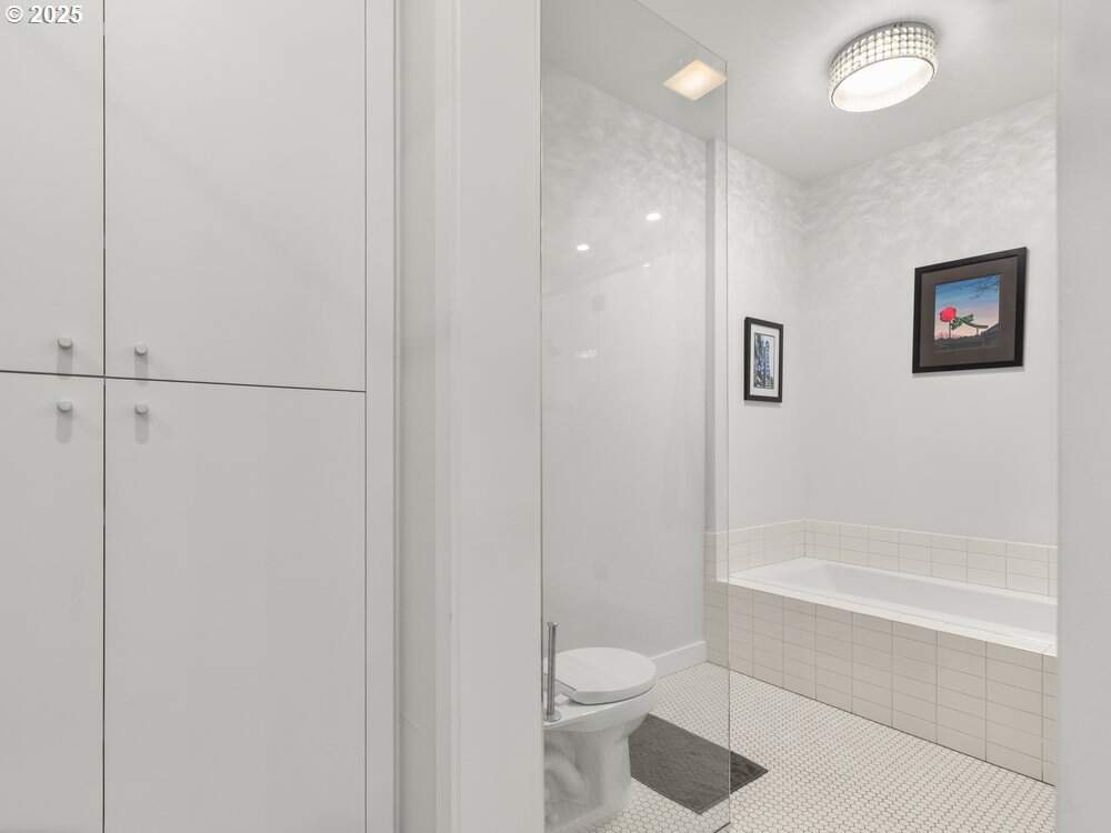 2 Bedroom Apartment/Flat's Image 34