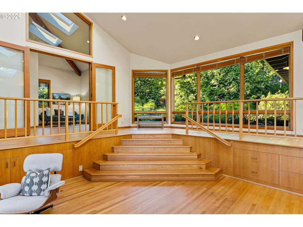 4 Bedroom Single Family Home/House's Image 14